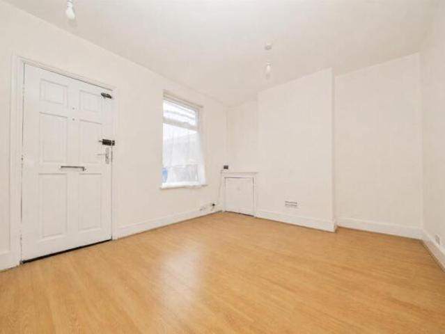 Cottage for sale in Key Street, Suffolk