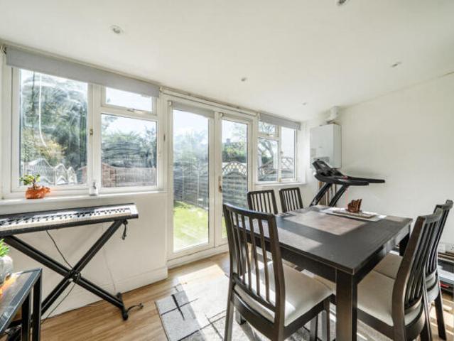 Cottage for sale in Carshalton, Greater London