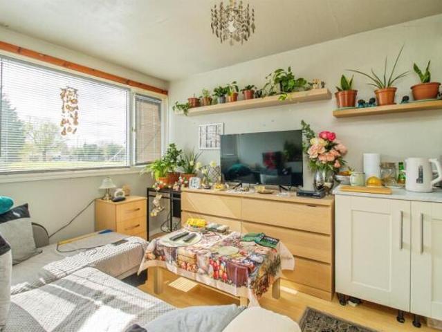 Cottage for sale in Bletchley, Buckinghamshire