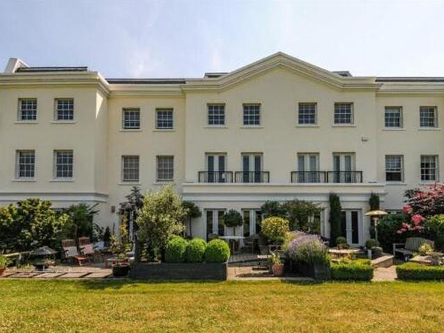 House for sale in Arundel, Clapham