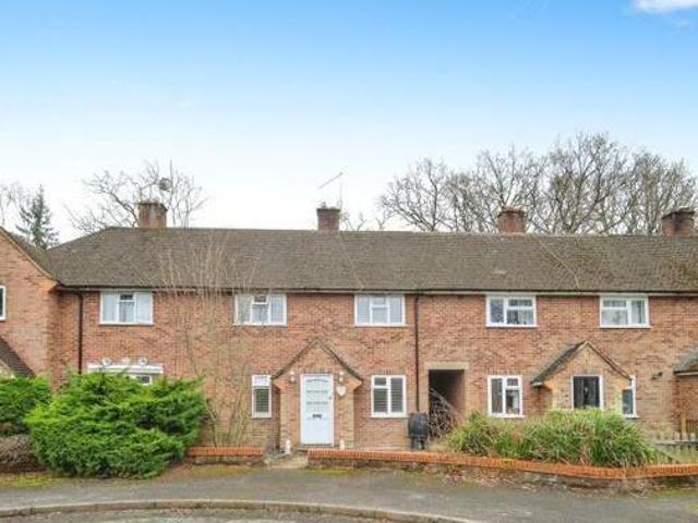 House for sale in Ascot