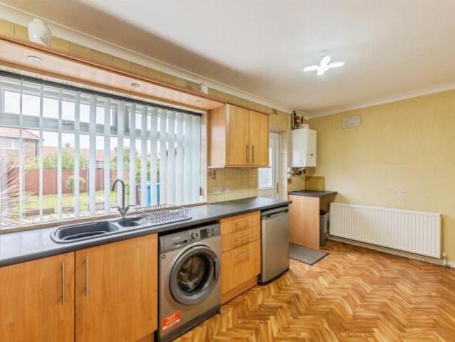 Cottage for sale in Greatfield, Hull