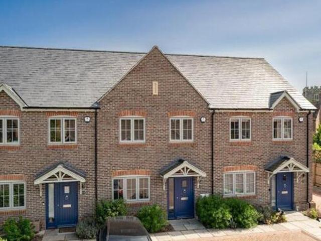 House for sale in Lyons, Greater London