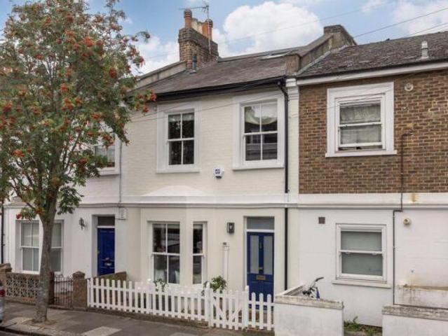Cottage for sale