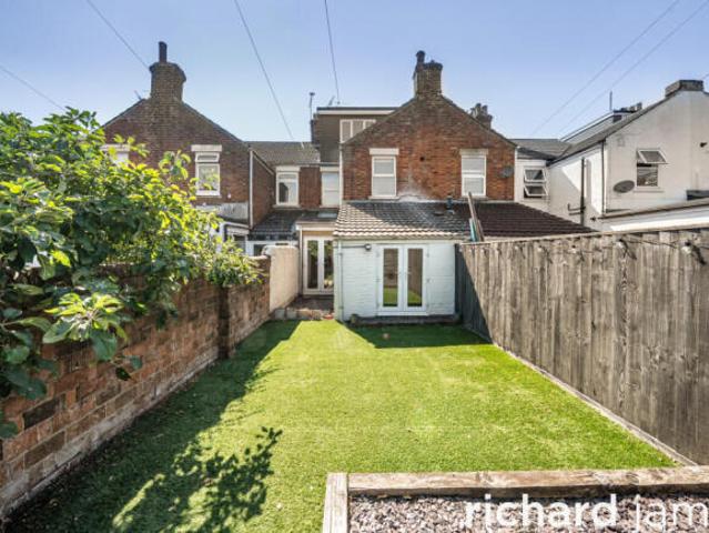 Cottage for sale in Rodbourne, Swindon