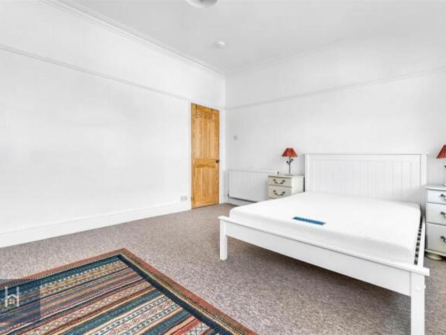Cottage for sale in Feckenham, City Of Bristol