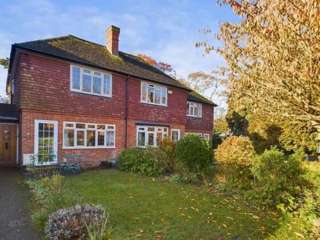 House for sale in Nork, Red Hill