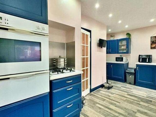 Cottage for sale in Hartsholme, Brayford