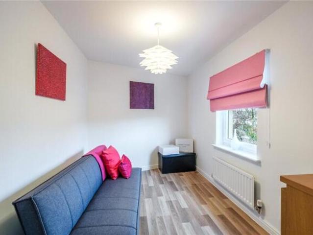 Cottage for sale in Carmyle, Scotland