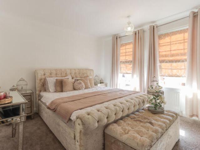 Cottage for sale in Holywell Estate, North Watford