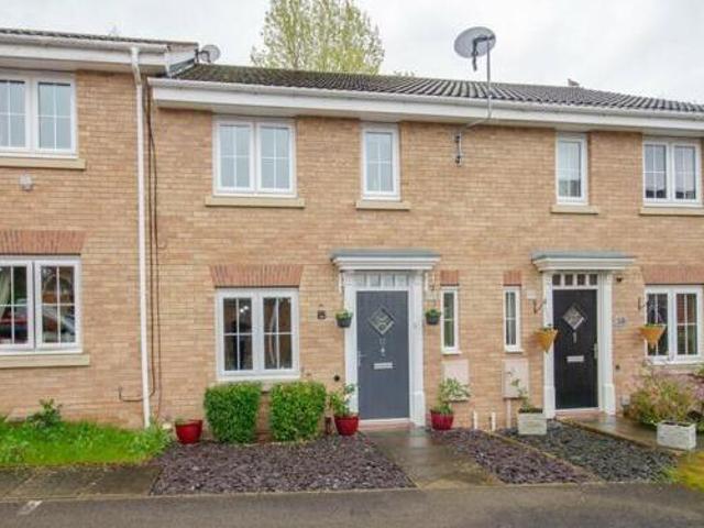 House for sale in Overslade, New Bilton
