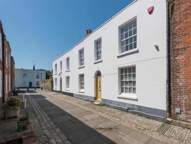 Cottage for sale in The King's Mile, The Bridge
