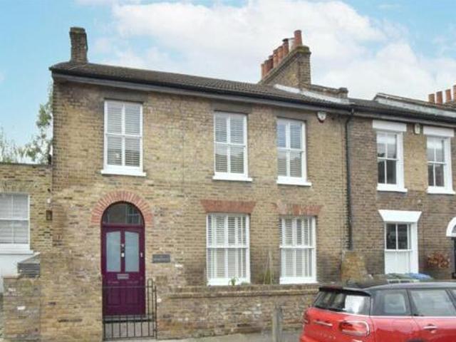 House for sale in Lyons, Greater London