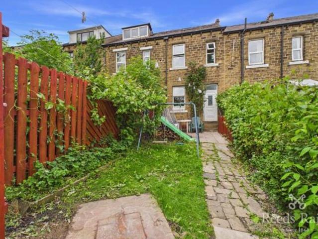 Cottage for sale in Huddersfield, West Yorkshire