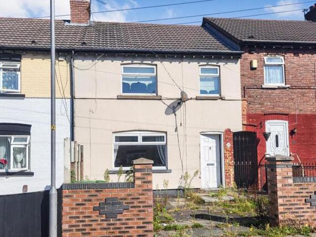 House for sale in Calderstones