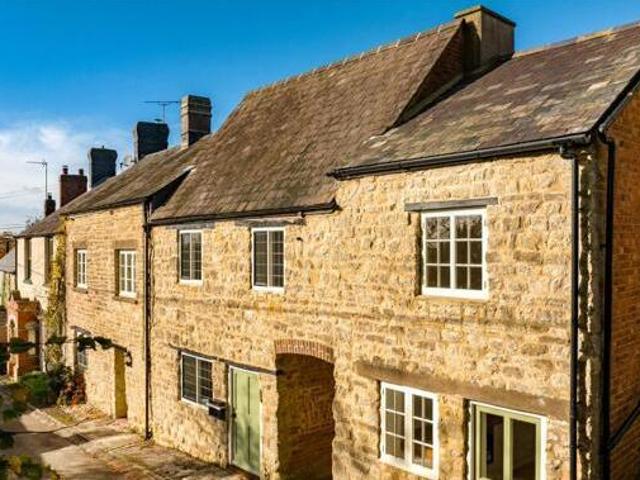 House for sale in Brackley, Northamptonshire
