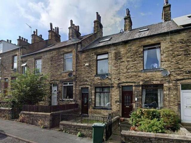 House for sale in Broad Folds, Clayton