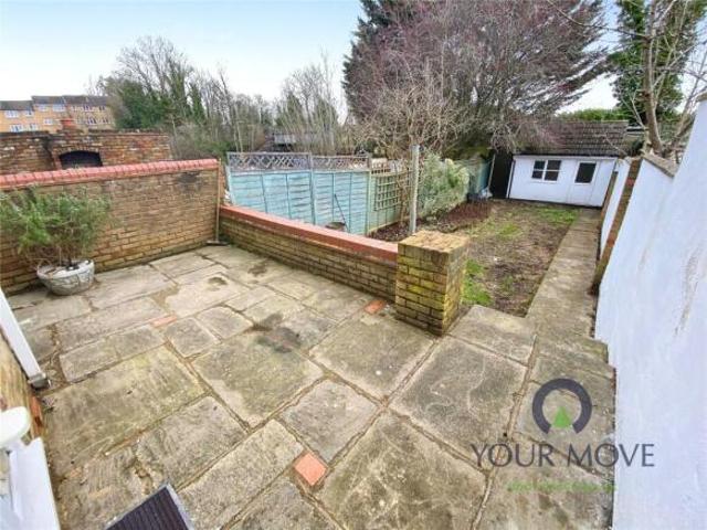 Cottage for sale in North Watford, Watford