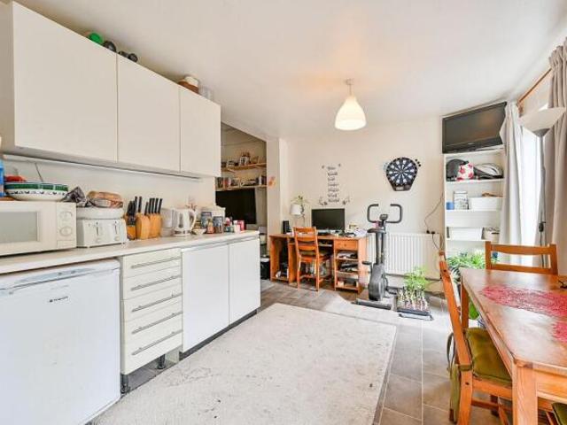 Cottage for sale in Greater London