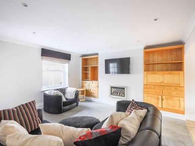 Cottage for sale in Jesmond, Tyne And Wear