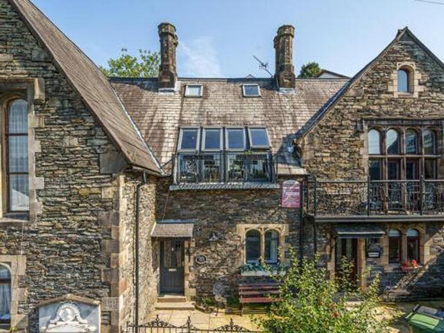 House for sale in Lyons, Greater London