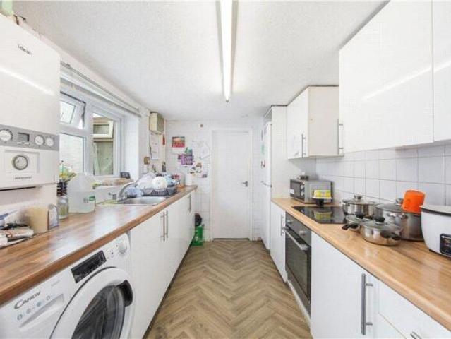Cottage for sale in Cat Hill