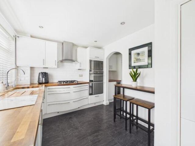 Cottage for sale in Westwood, Barassie