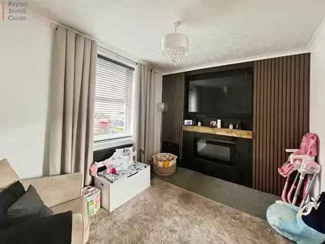 House for sale in Taibach