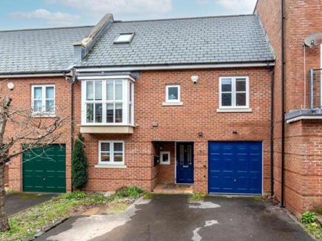 House for sale in Feckenham, City Of Bristol