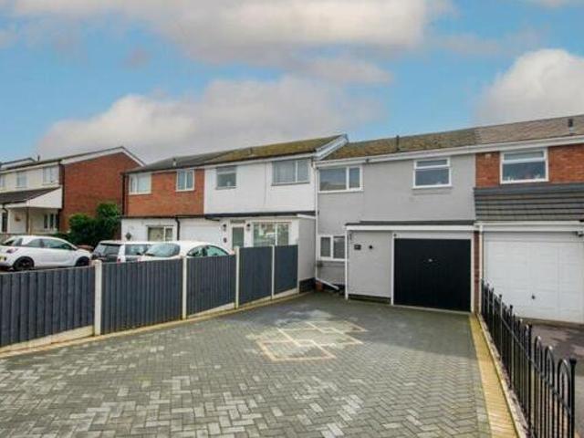 House for sale in Chase Terrace, Lichfield