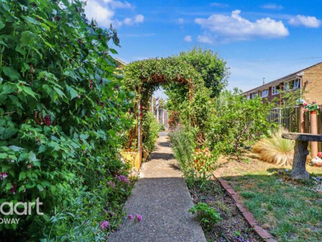 Cottage for sale in Rochester, Kent