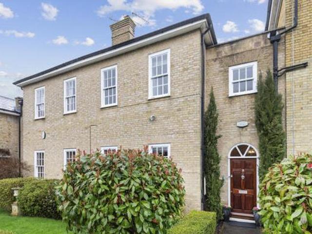 House for sale in Bushey