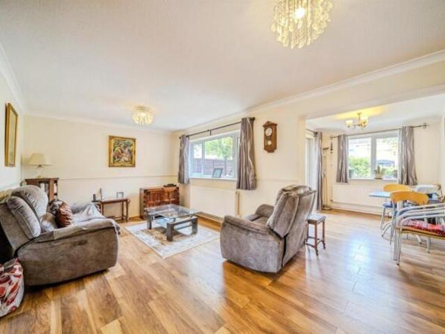 Cottage for sale in Bletchley, Buckinghamshire