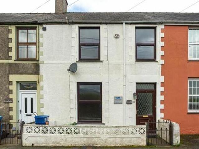 House for sale in Caernarfon, Wales