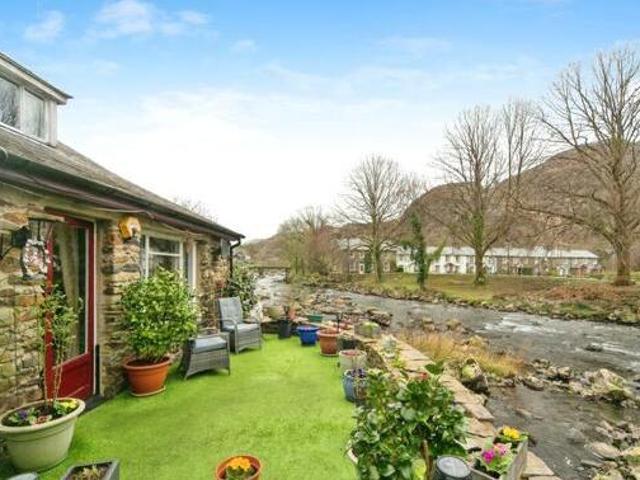 House for sale in Caernarfon, Wales