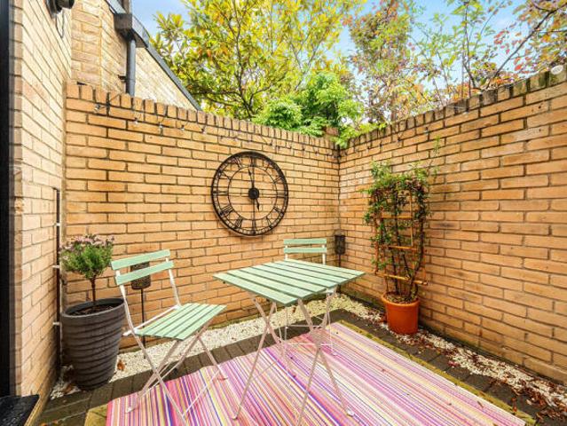 Cottage for sale in Arbury, Cambridgeshire