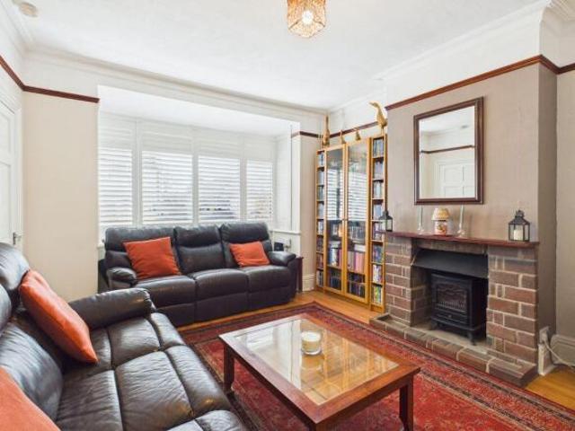 Cottage for sale in Romford, Sandown Park