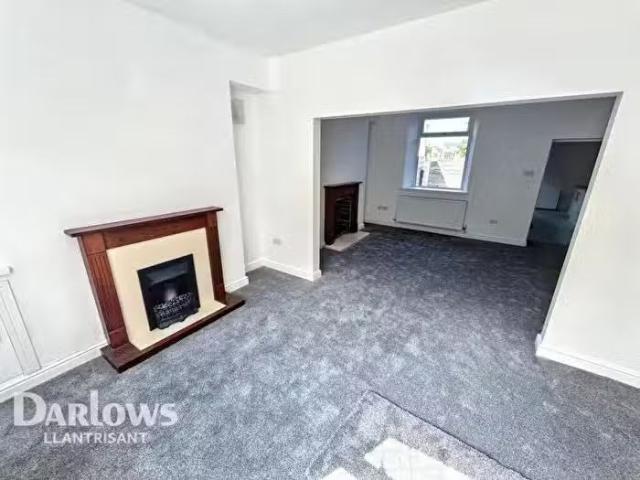 House for sale in Taibach
