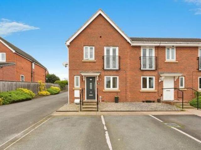 House for sale in Castleford, West Yorkshire