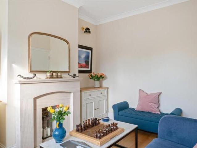 Cottage for sale in Wimbledon, Greater London