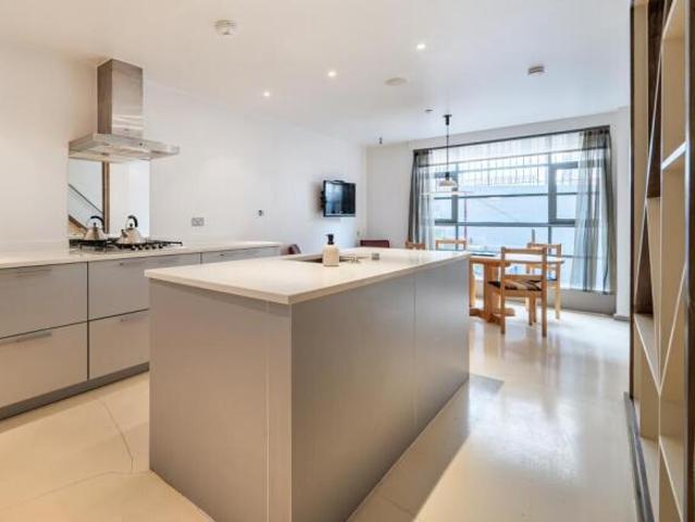 Cottage for sale in Brighton & Hove
