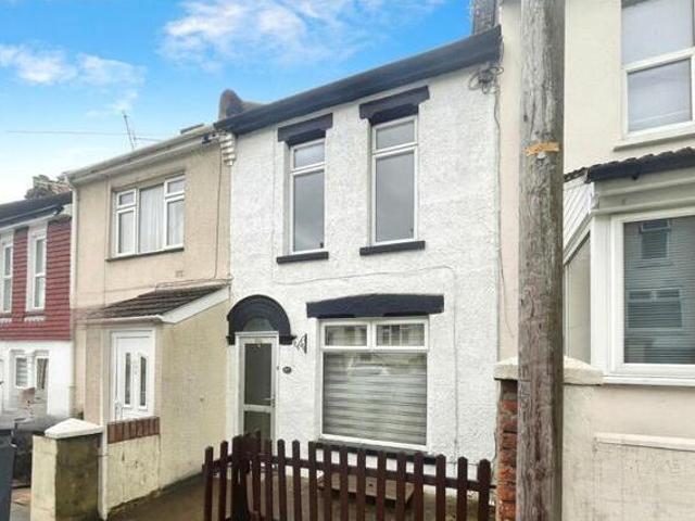 House for sale in Brompton, Chatham