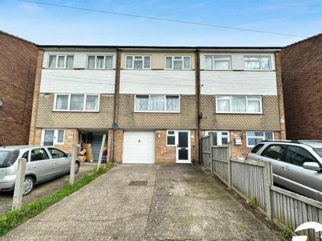 House for sale in Brompton, Chatham