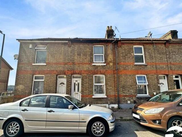 House for sale in Brompton, Chatham