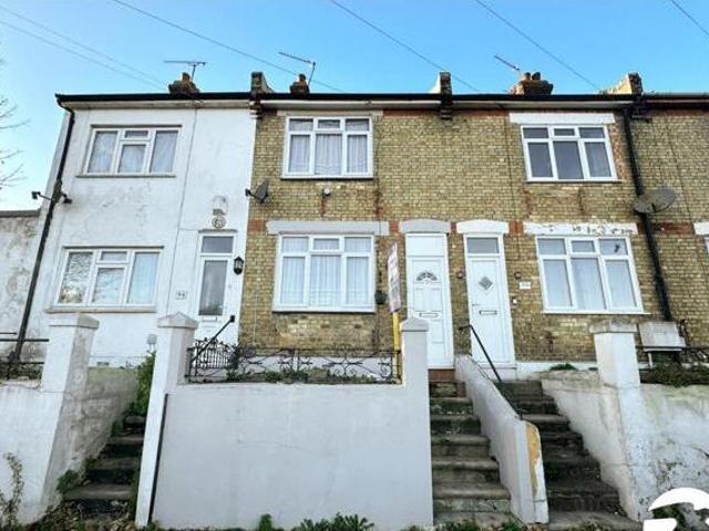 House for sale in Brompton, Chatham