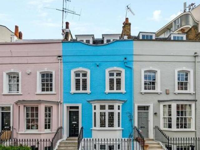 House for sale in Lyons, Greater London