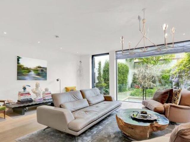 House for sale in Lyons, Greater London
