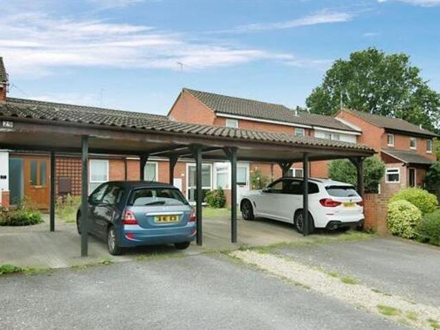 House for sale in Ewens Farm, Golden Valley