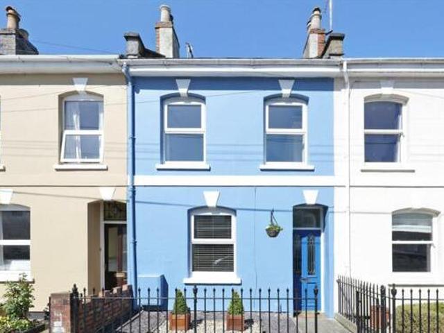 House for sale in Golden Valley, Gloucestershire