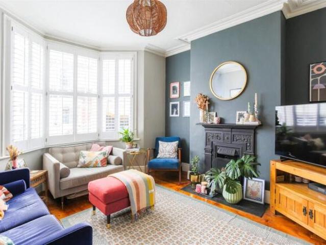 Cottage for sale in Feckenham, City Of Bristol